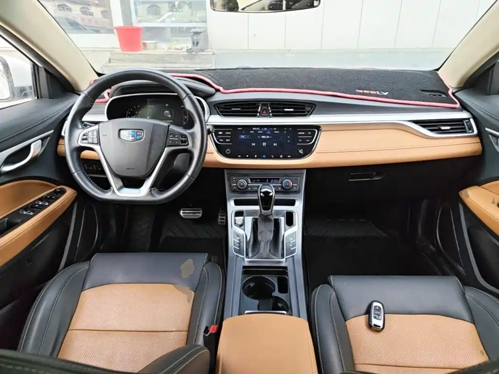Geely Vision S1 — миниатюра 10