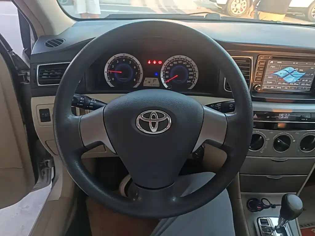 Toyota Corolla — миниатюра 11
