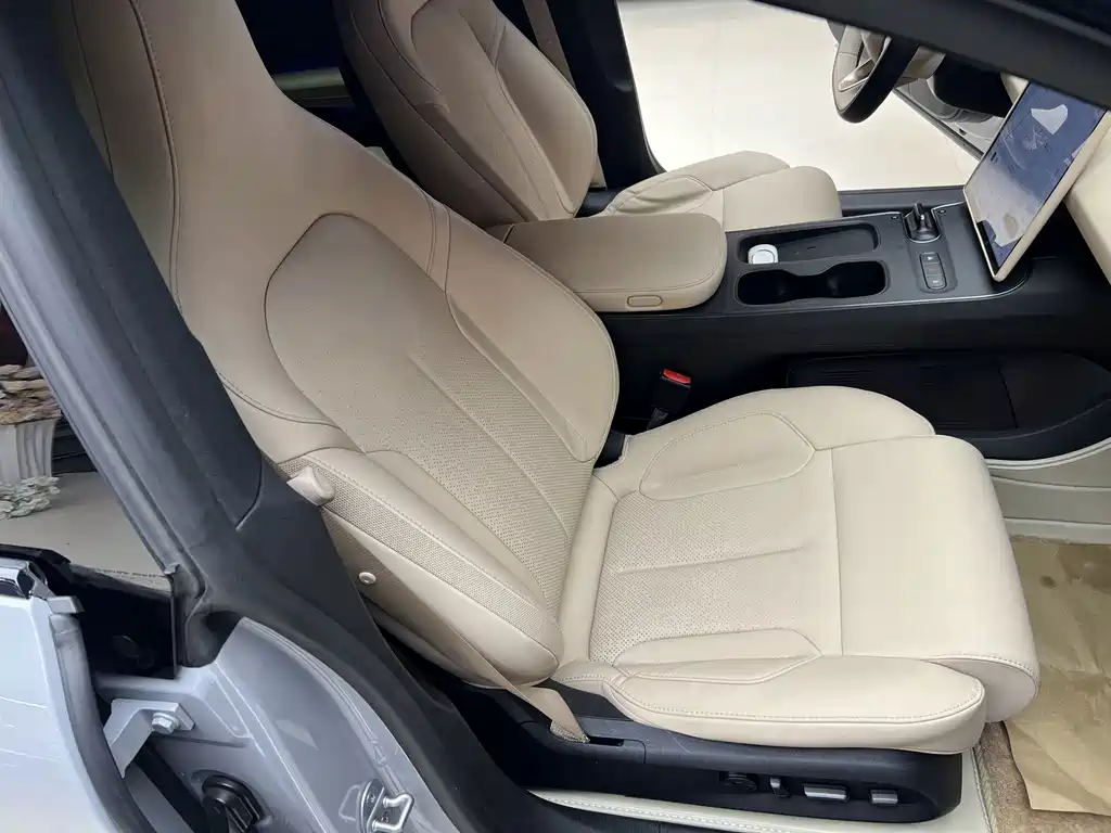 NIO ET5T — миниатюра 16