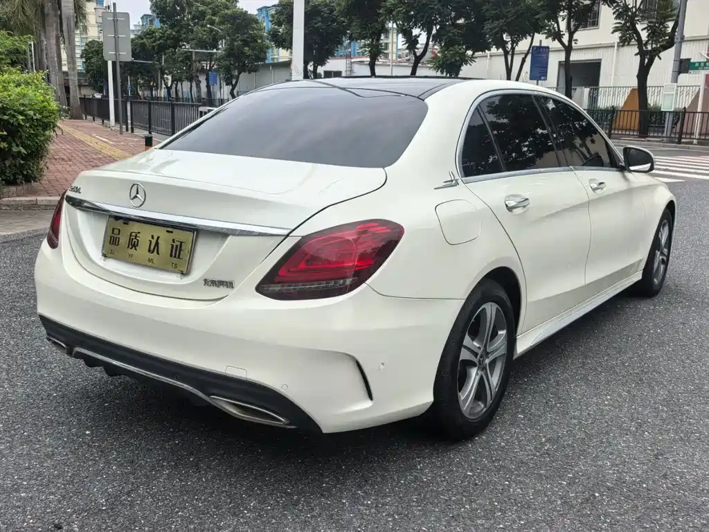 Mercedes-Benz C-Class — миниатюра 9