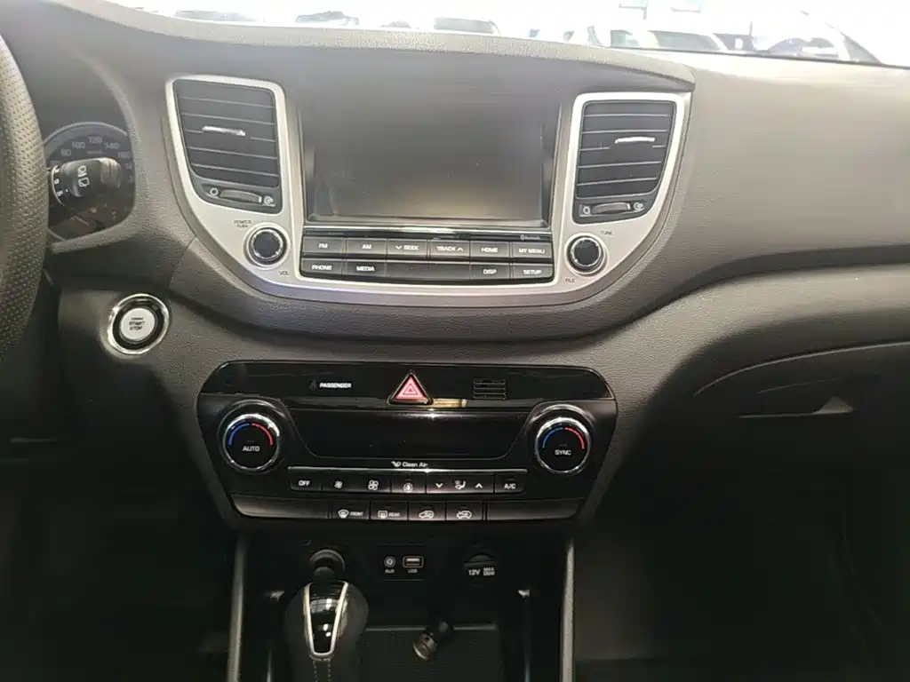 Hyundai Tucson — миниатюра 13