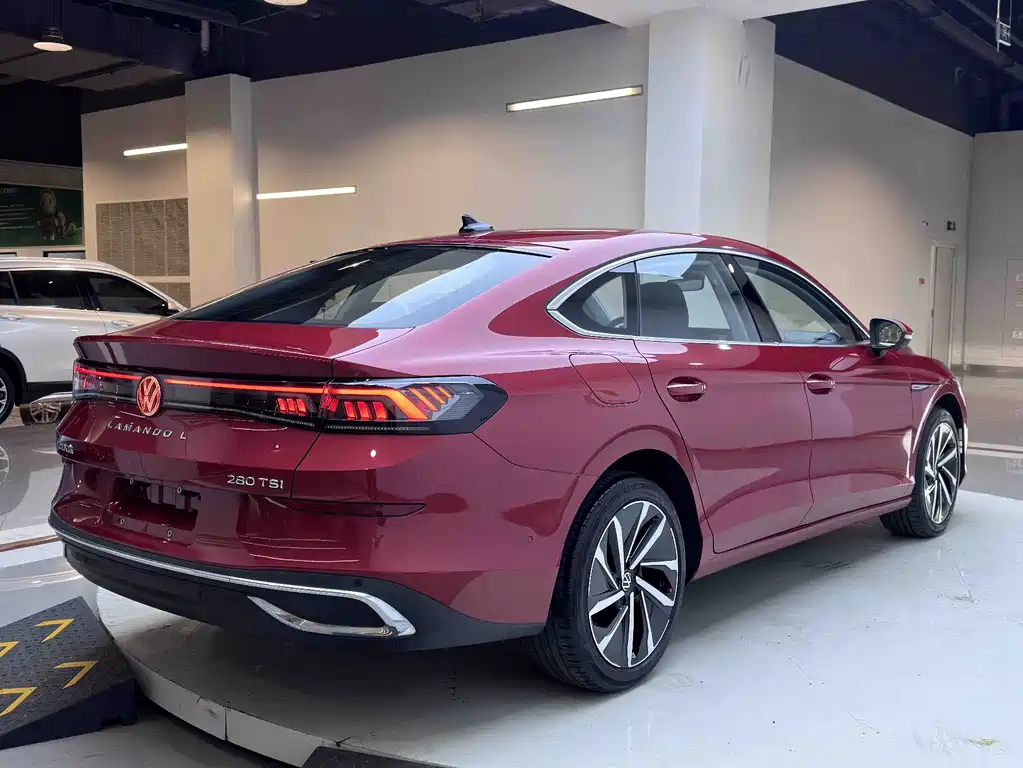 Volkswagen Lamando 2022 L 280TSI DSG Flagship