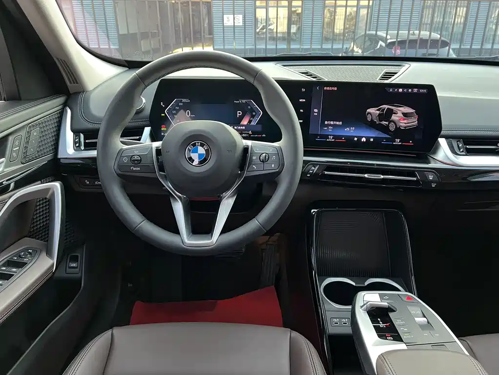BMW X1 — миниатюра 13