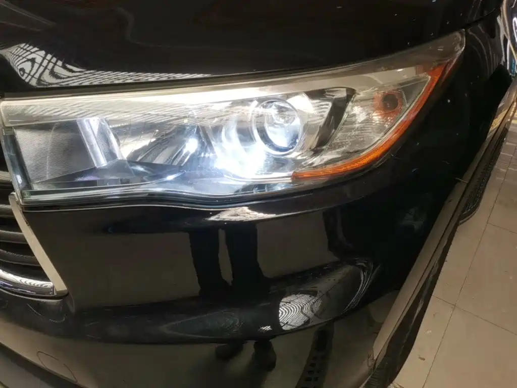 Toyota Highlander — миниатюра 24