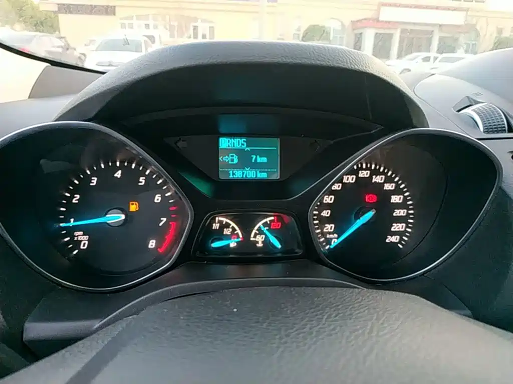 Ford Kuga — миниатюра 12
