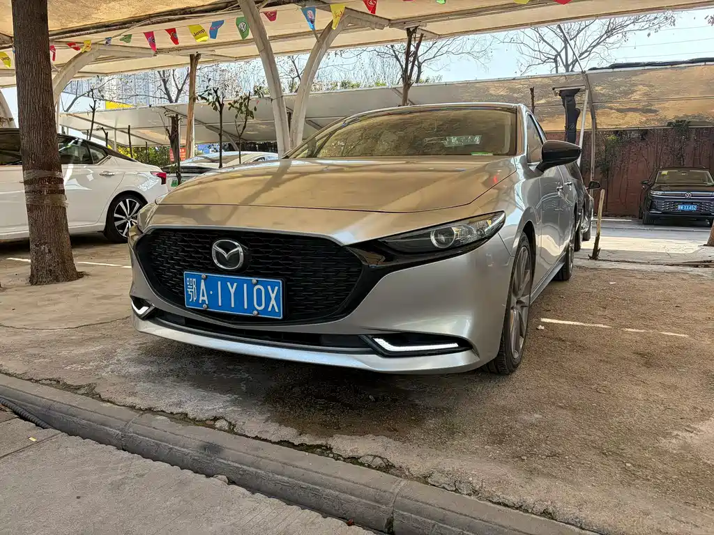 MAZDA 3 ANGKESAILA