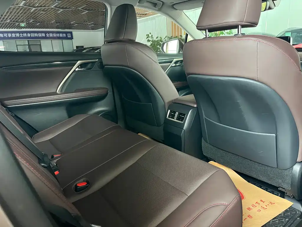 Lexus RX — миниатюра 6