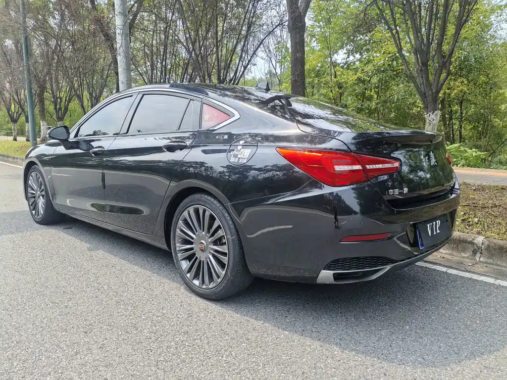 Hongqi Hongqi H5 — миниатюра 13