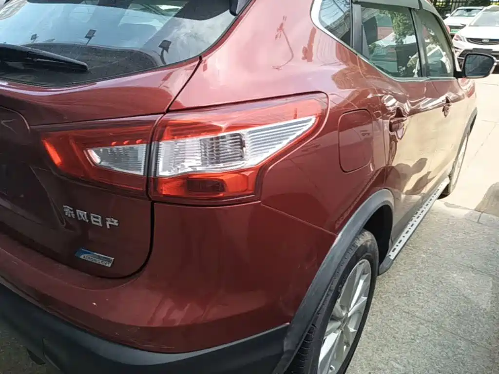 Nissan Qashqai — миниатюра 8