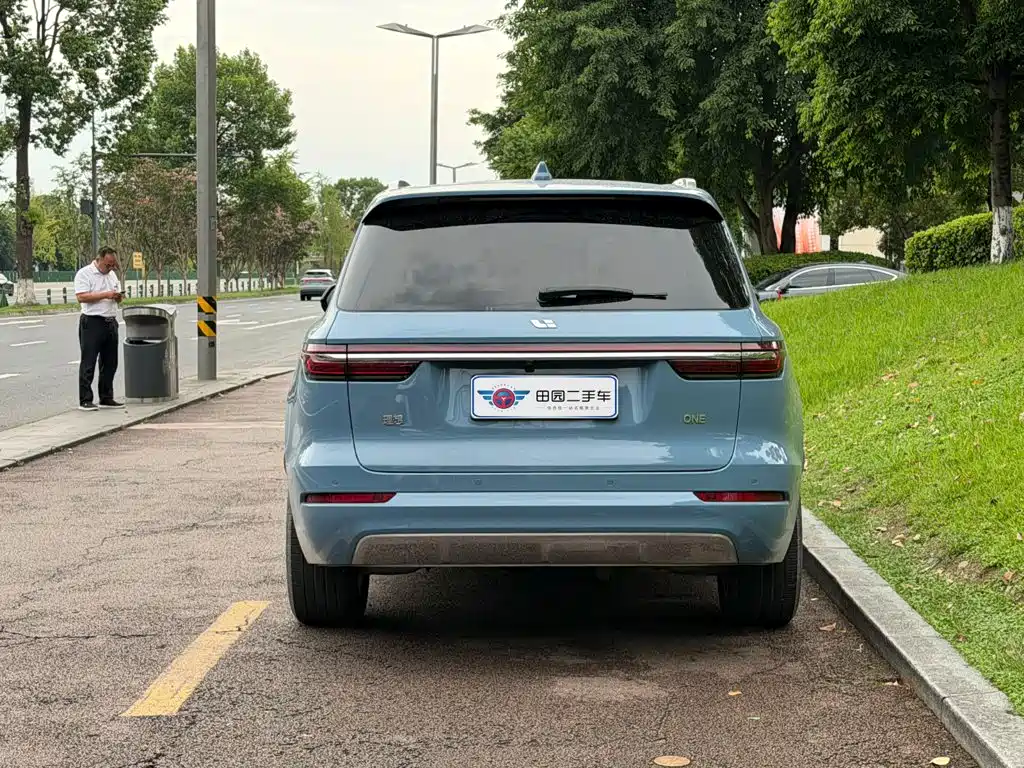 Li Auto Li ONE — миниатюра 5