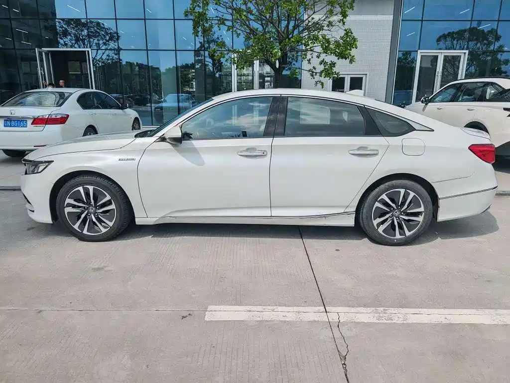 Honda Accord — миниатюра 3