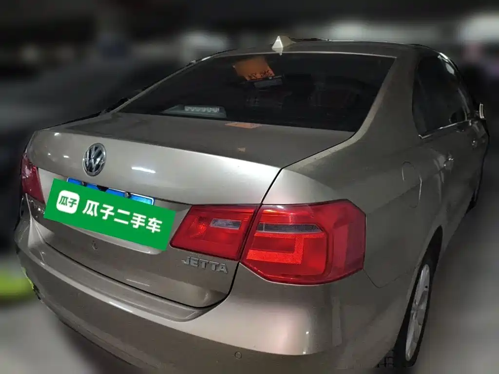 Volkswagen Jetta — миниатюра 5