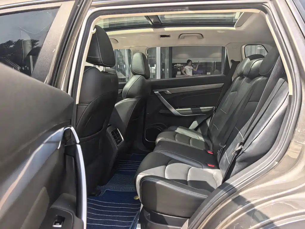 Geely Boyue — миниатюра 16