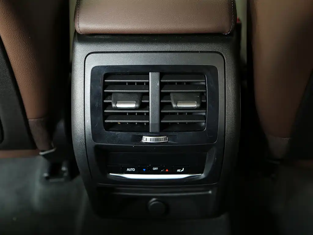 BMW X3 — миниатюра 15