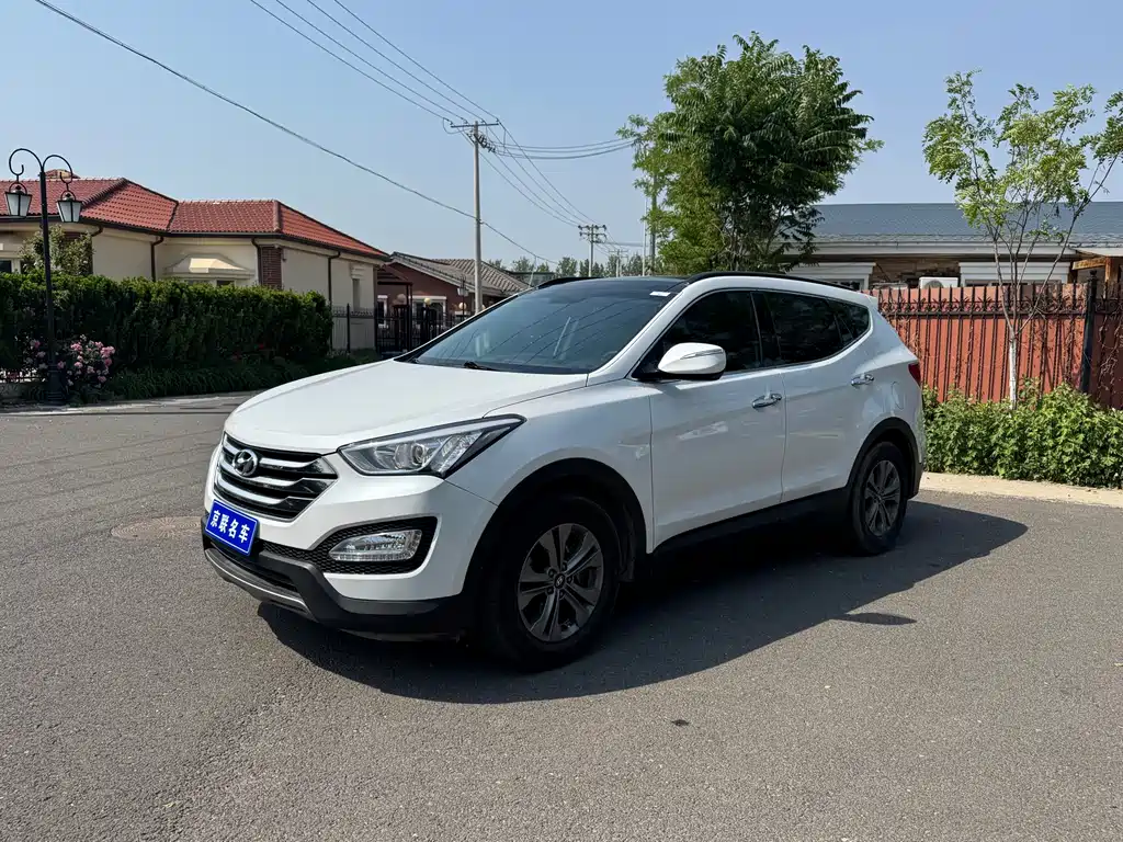 Hyundai Santa Fe 2015