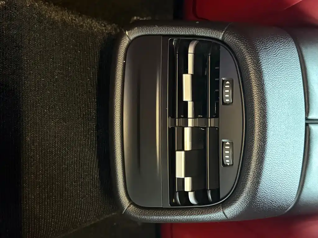 Maserati Ghibli — миниатюра 17