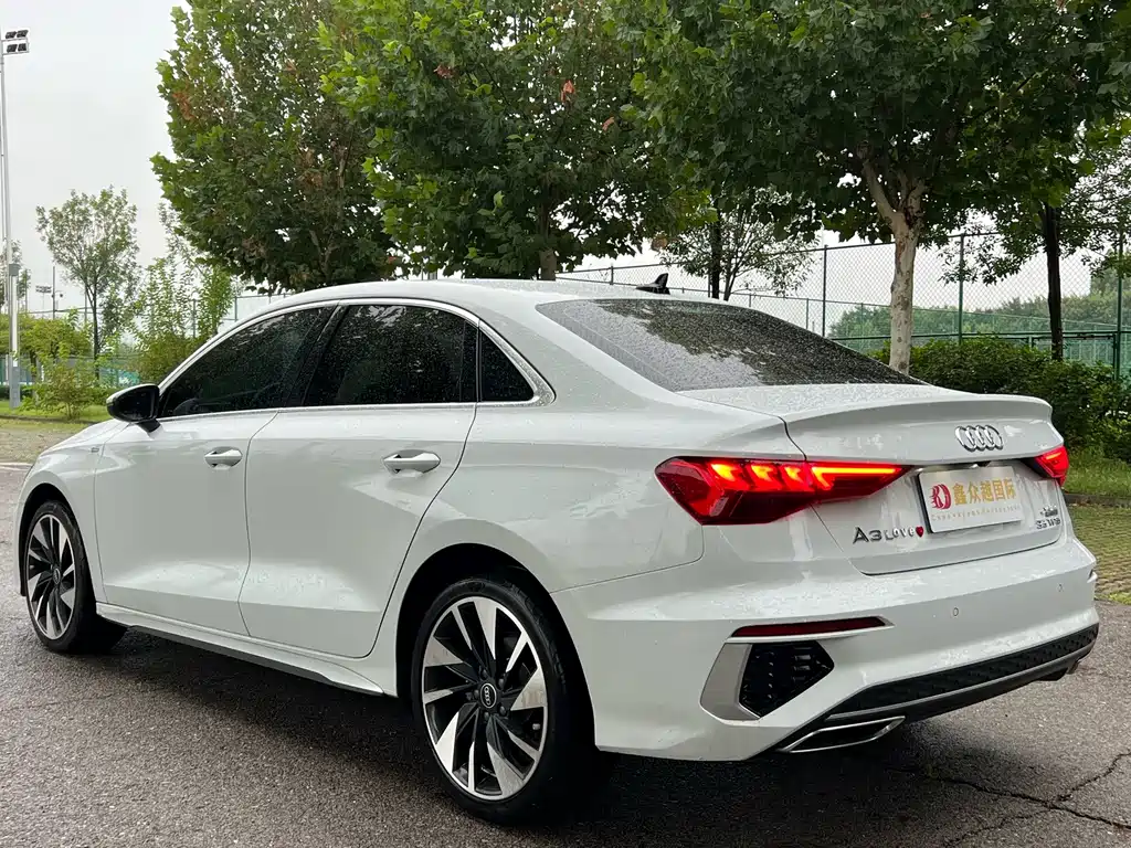 Audi A3 — миниатюра 4