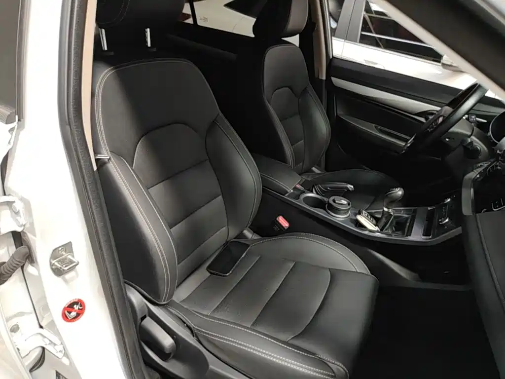 Geely Emgrand — миниатюра 25