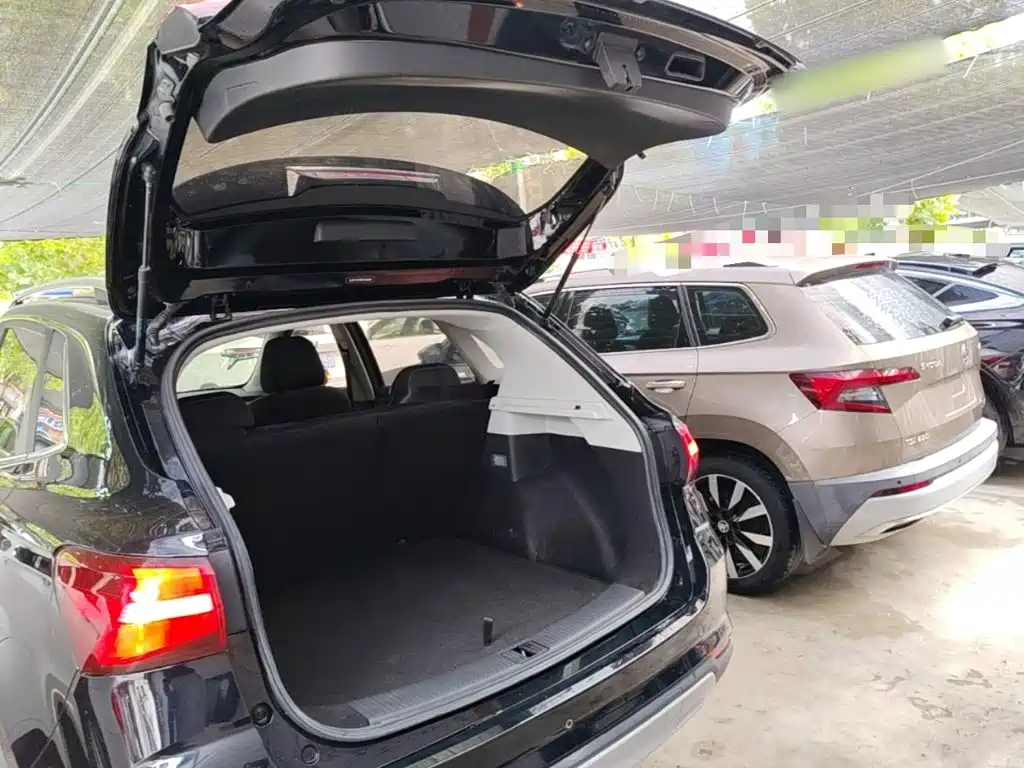 Roewe RX3 — миниатюра 19