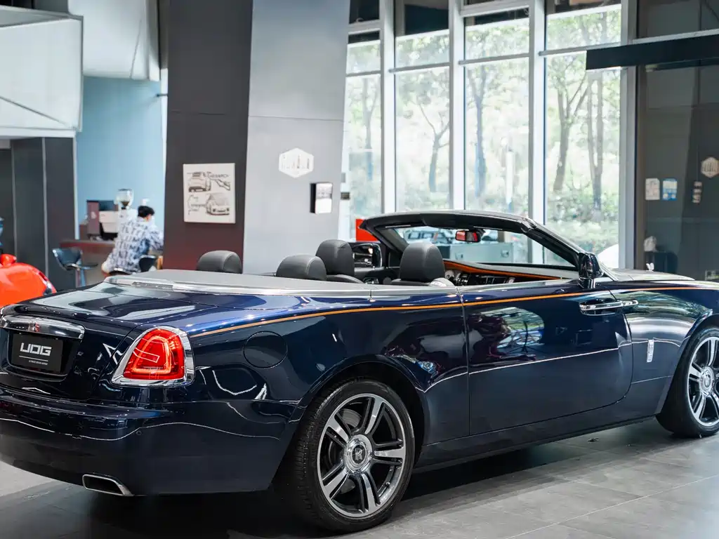 Rolls-Royce Dawn — миниатюра 16