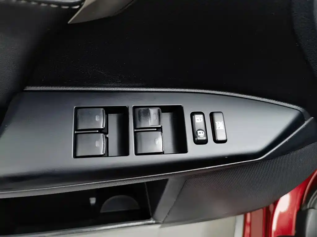 Lexus CT — миниатюра 9
