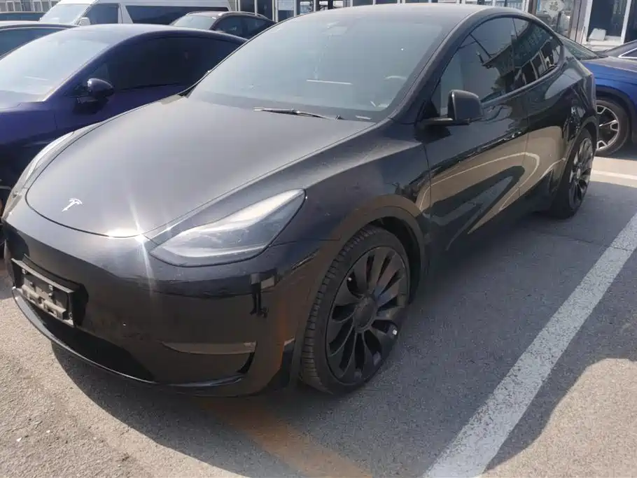 Tesla Model Y 2022