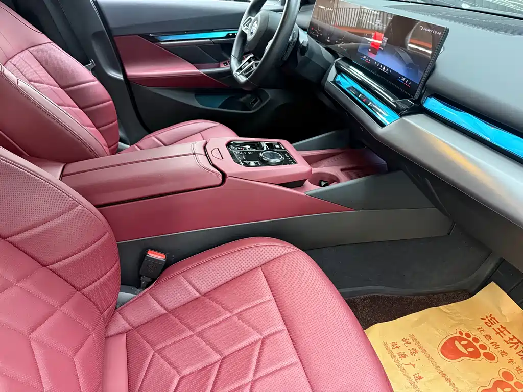 BMW 5 Series — миниатюра 17