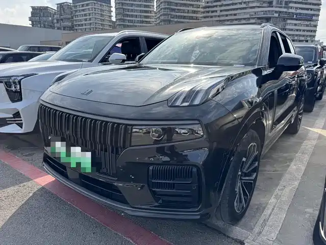 2022 Lynk & Co 09