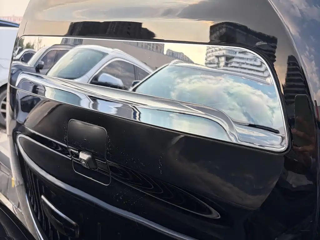 Tank 500 2022 3.0T Sport 5 мест