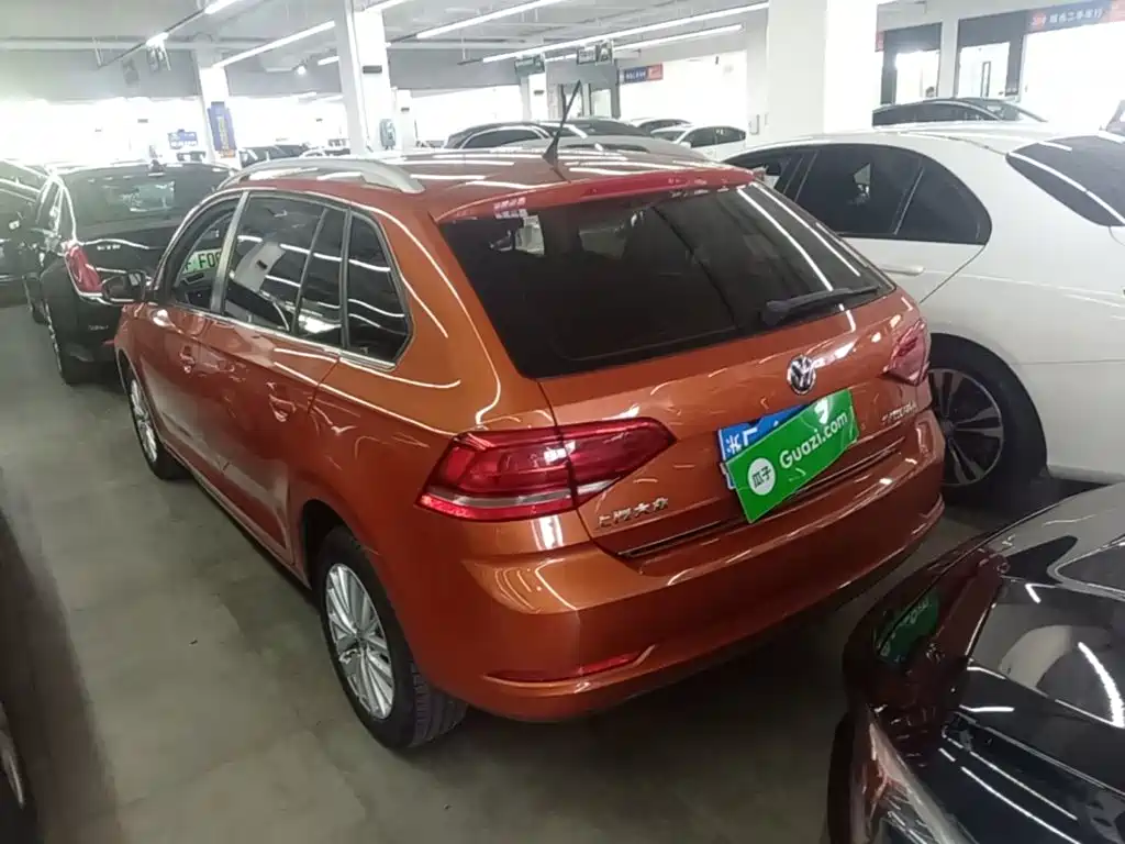 Volkswagen Santana — миниатюра 5