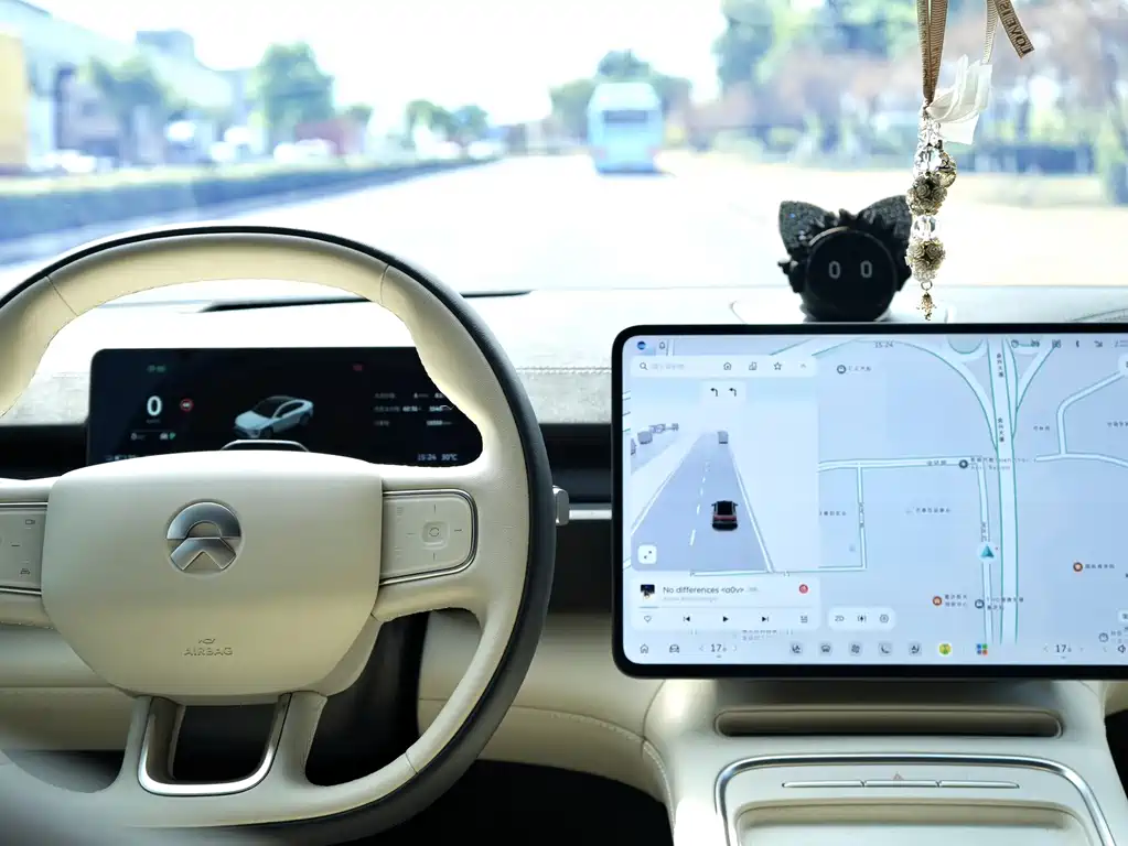 NIO EC6 — миниатюра 16