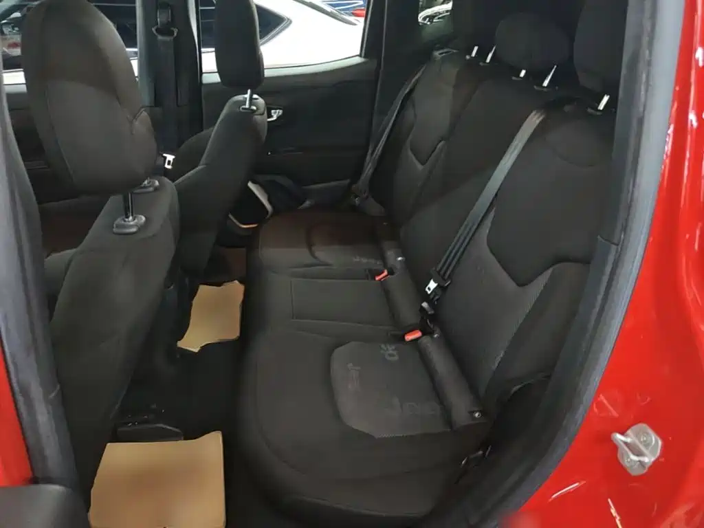 Jeep Renegade — миниатюра 17