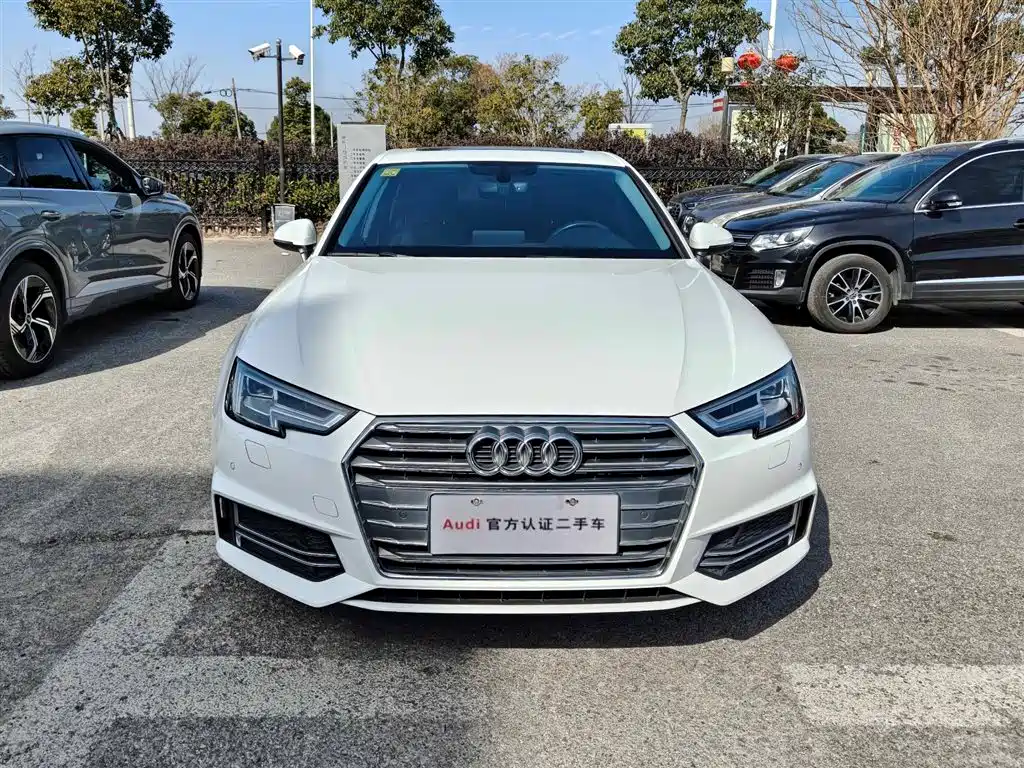 AUDI A4L