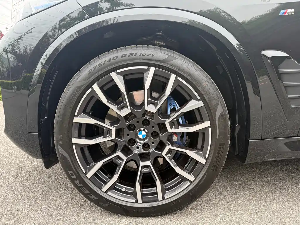 BMW X5 2023 xDrive 40Li Premium M Sport