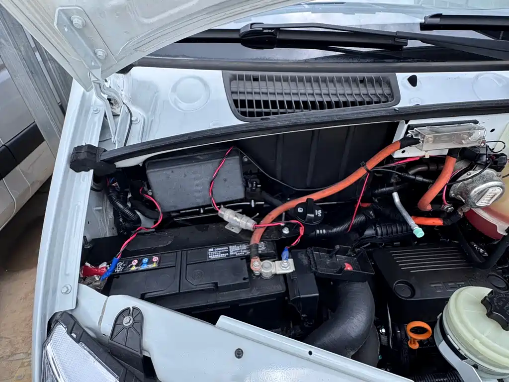 Maxus V80 2020 2.0T MT PLUS 7/8/9 мест