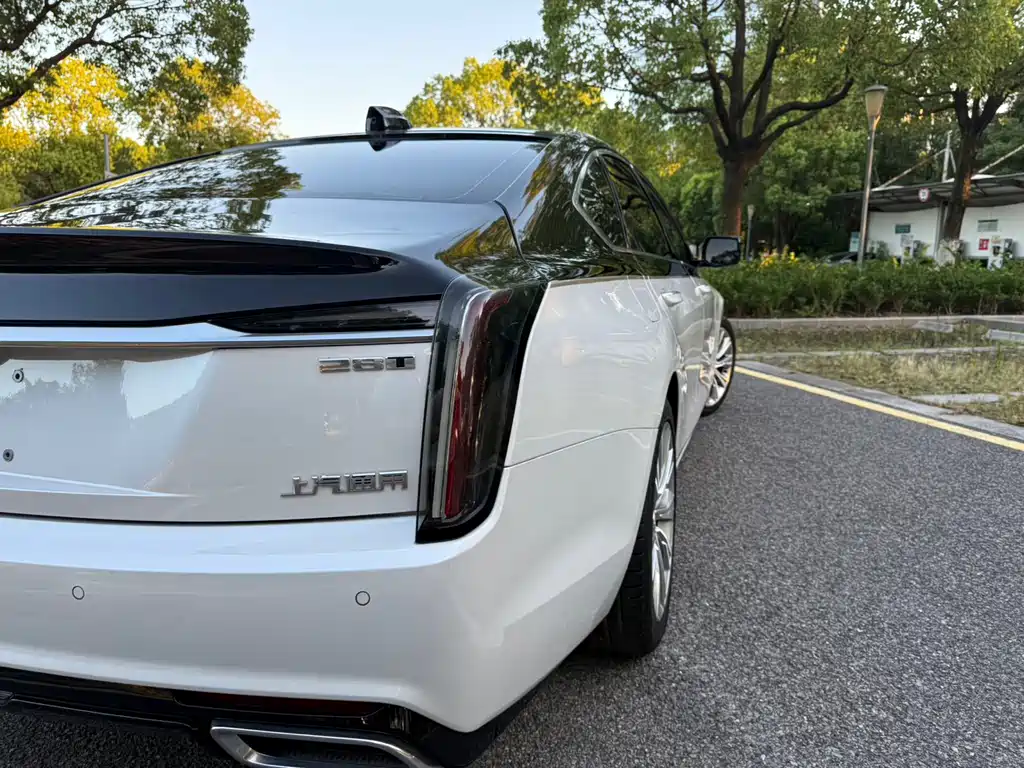 Cadillac CT6 — миниатюра 5