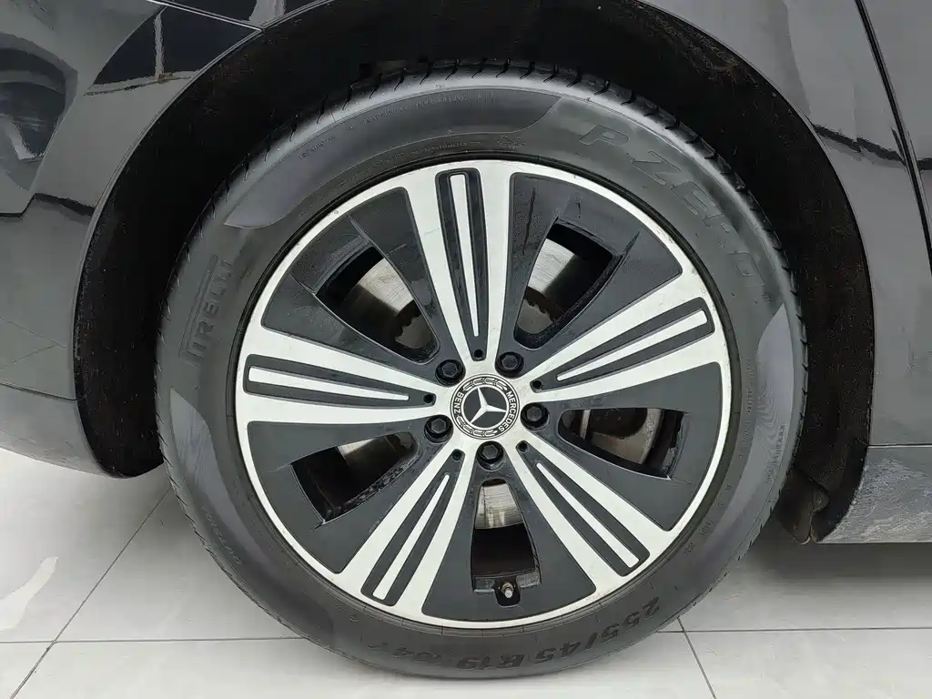 Mercedes-Benz EQE — миниатюра 8