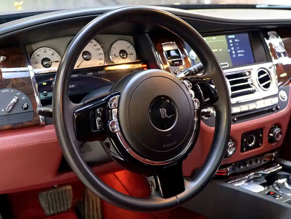 Rolls-Royce Ghost — миниатюра 20