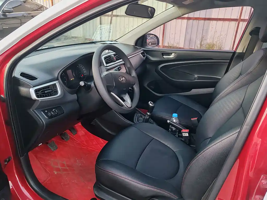 Hyundai Verna — миниатюра 8