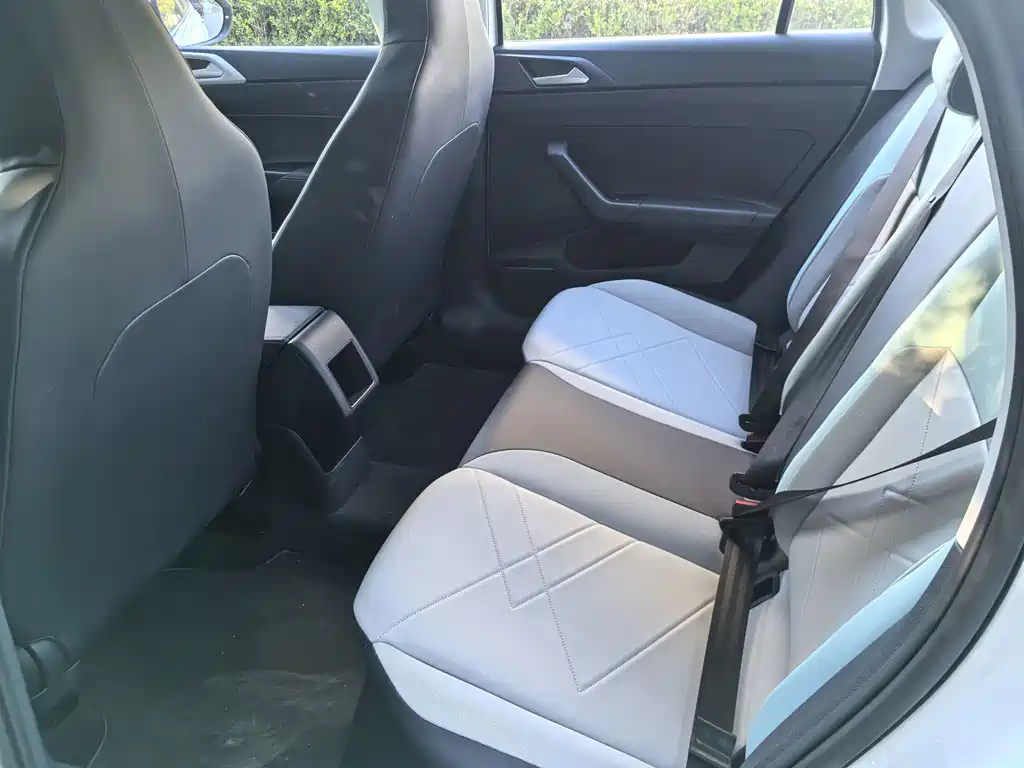 Volkswagen Lavida — миниатюра 15