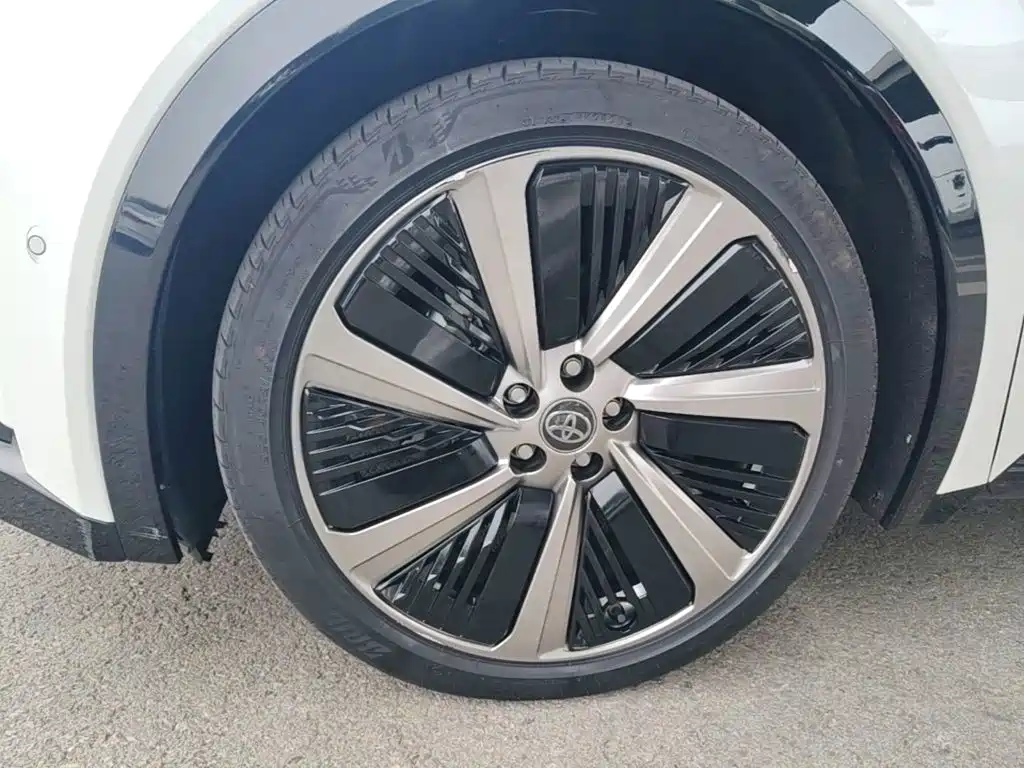 Toyota Toyota BZ5 — миниатюра 25