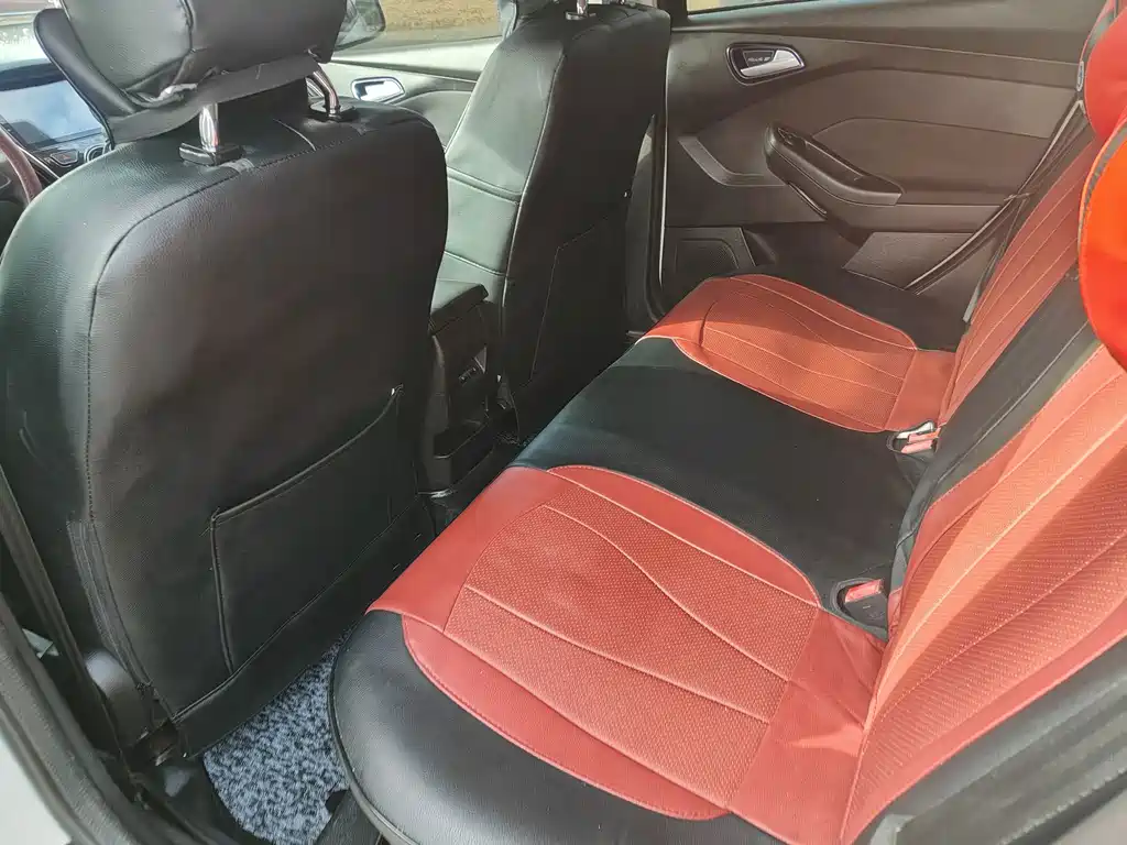Ford Focus — миниатюра 6