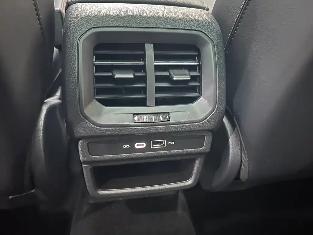 Volkswagen Tharu — миниатюра 23