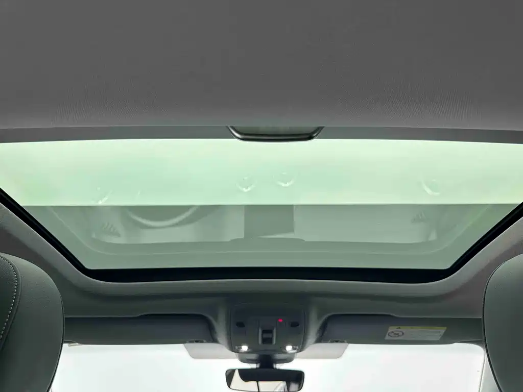 Audi Q2L — миниатюра 13