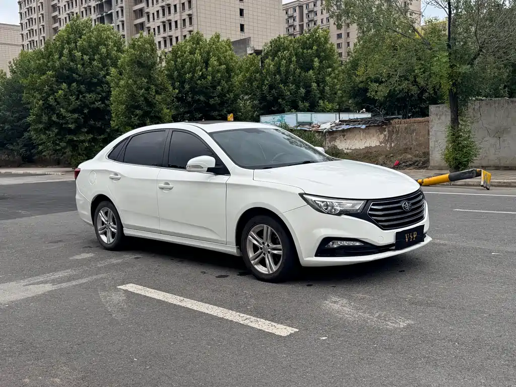 Bestune B30 — миниатюра 3