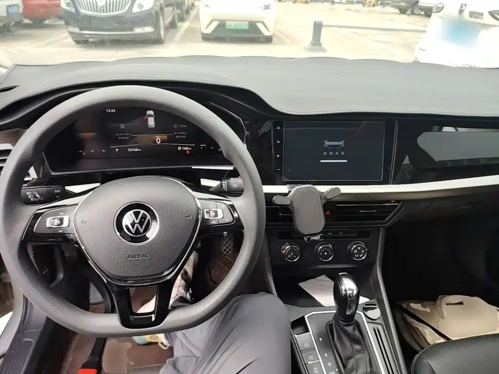 Volkswagen Lavida — миниатюра 10