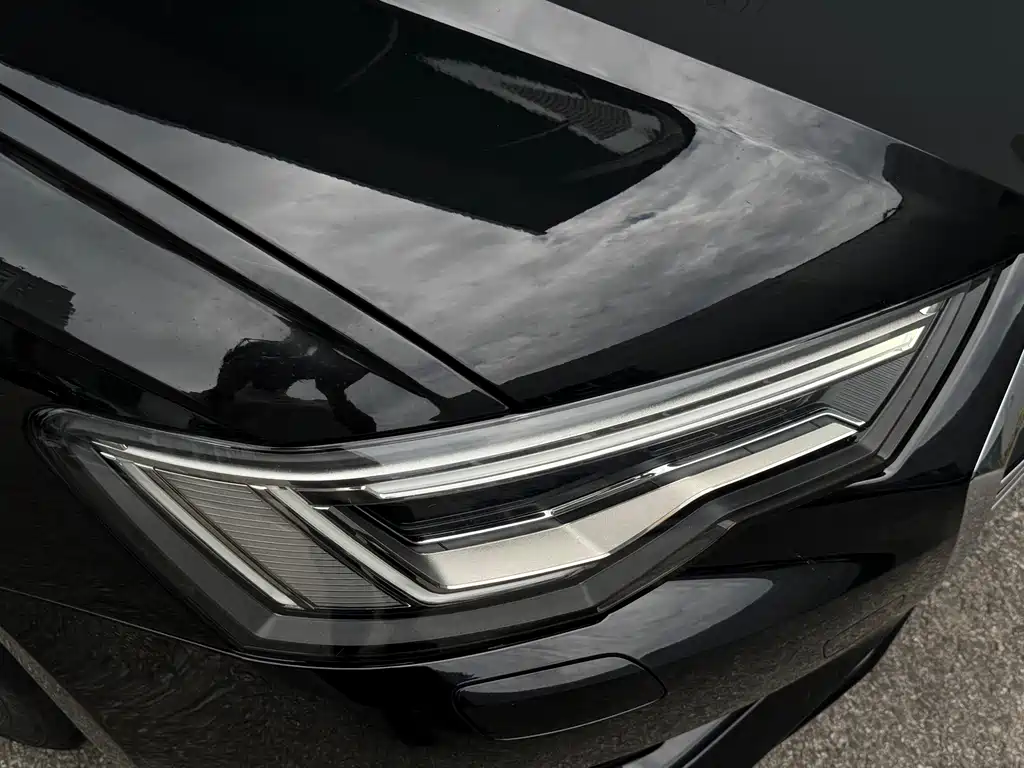 Audi A6L — миниатюра 10