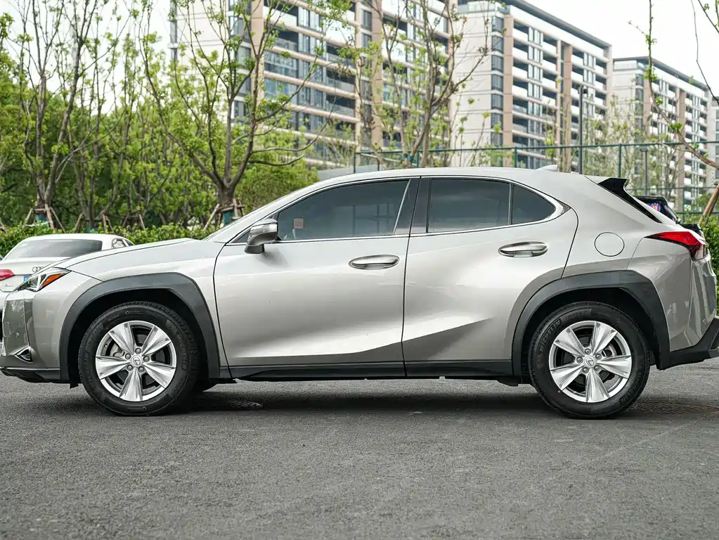 Lexus UX — миниатюра 7