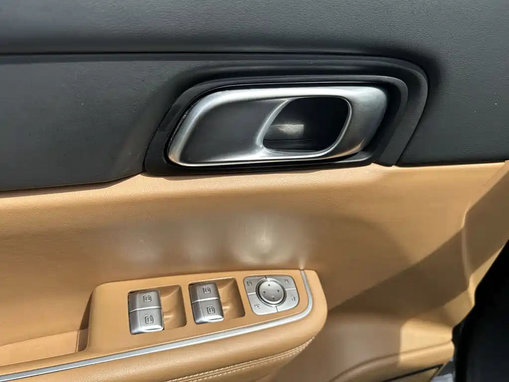 Li Auto Li ONE — миниатюра 22