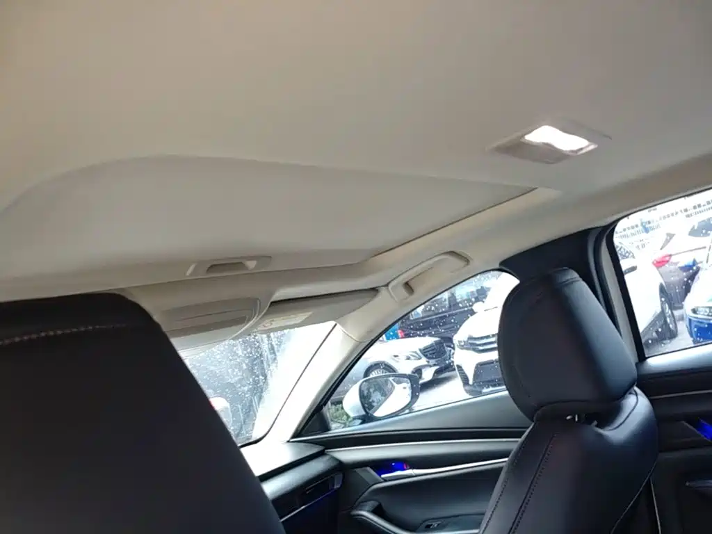 Mazda 3 Axela — миниатюра 18